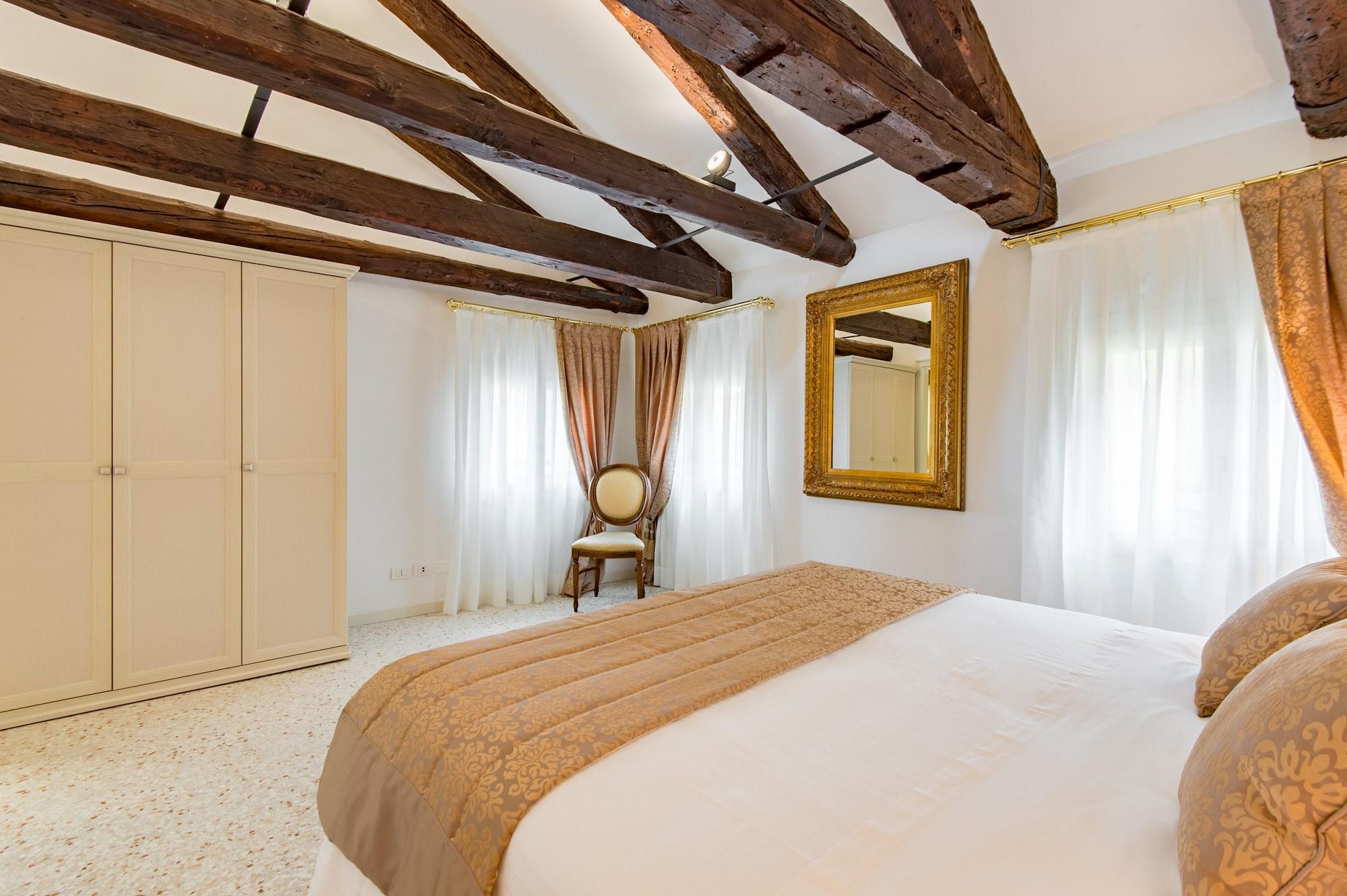 San Teodoro Palace - Luxury Apartments Venice Exterior photo